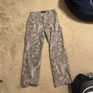 Abercrombie and Fitch BAGGY Camo Pants